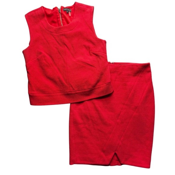 Vince Camuto Dresses & Skirts - Vince Camuto Women 2‎ Piece Set Red Crop Top Mini Skirt Sleek Modern Minimalist